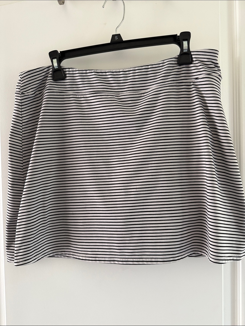 Soybu Black and White Striped A-Line Skort